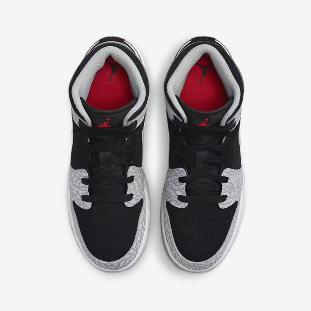 Air Jordan 1 Mid SE